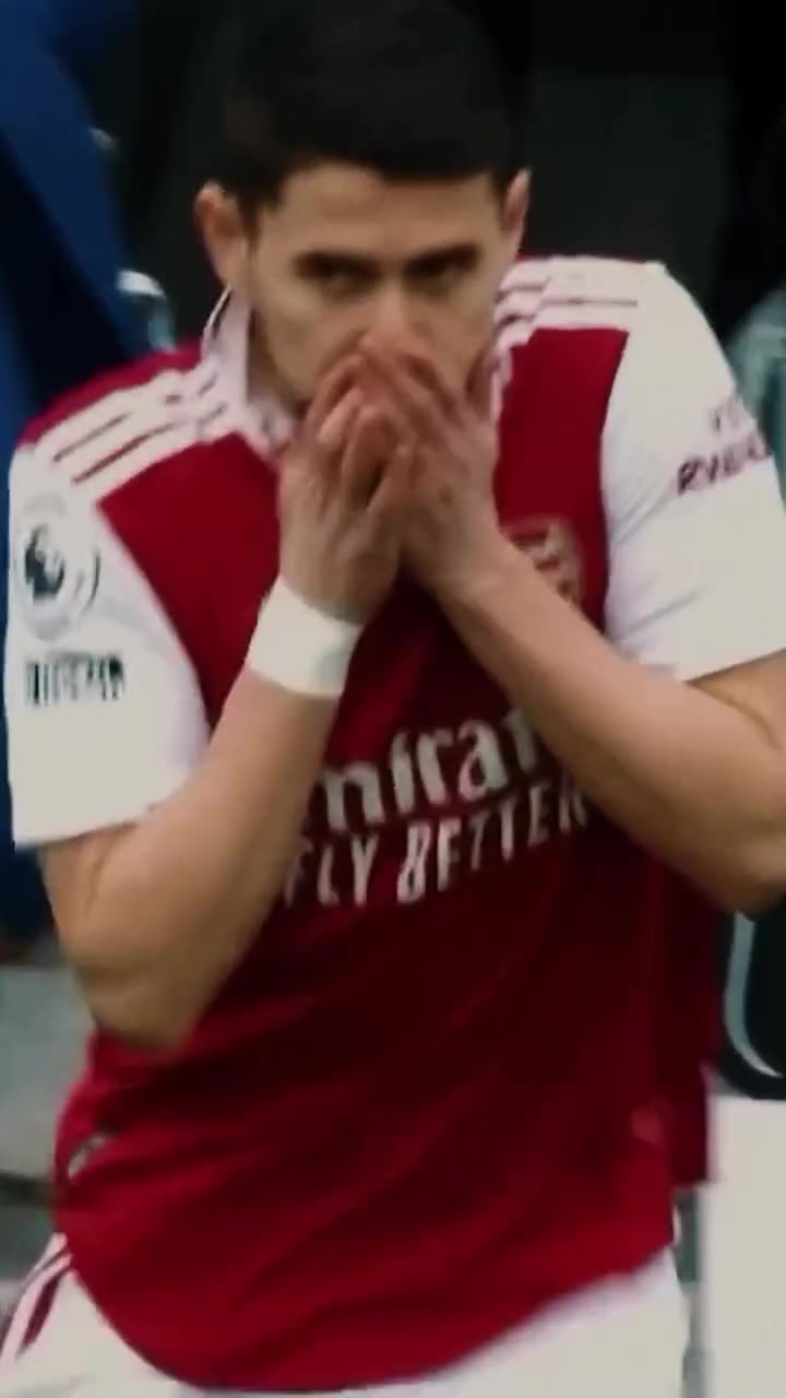 工作两年半！乔尔金豪（Jorginho）在合同到期后向阿森纳（Arsenal）告别 并打了79次 贡献2个进球和3个助攻